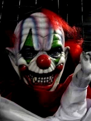 Resultado de imagem para palhaço tenebroso imagens