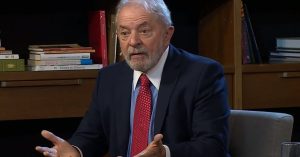 Lula tem jeitão de pastor